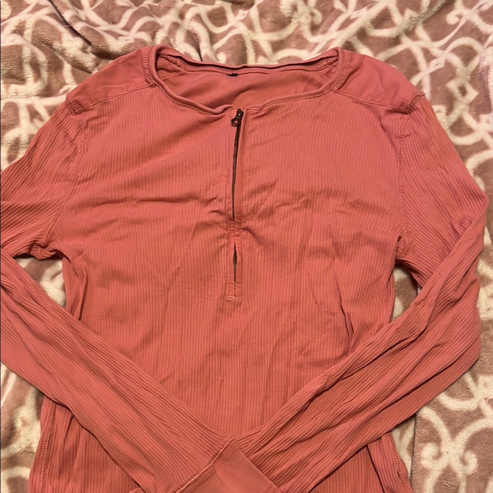 Women's Pink Long Sleeve Top